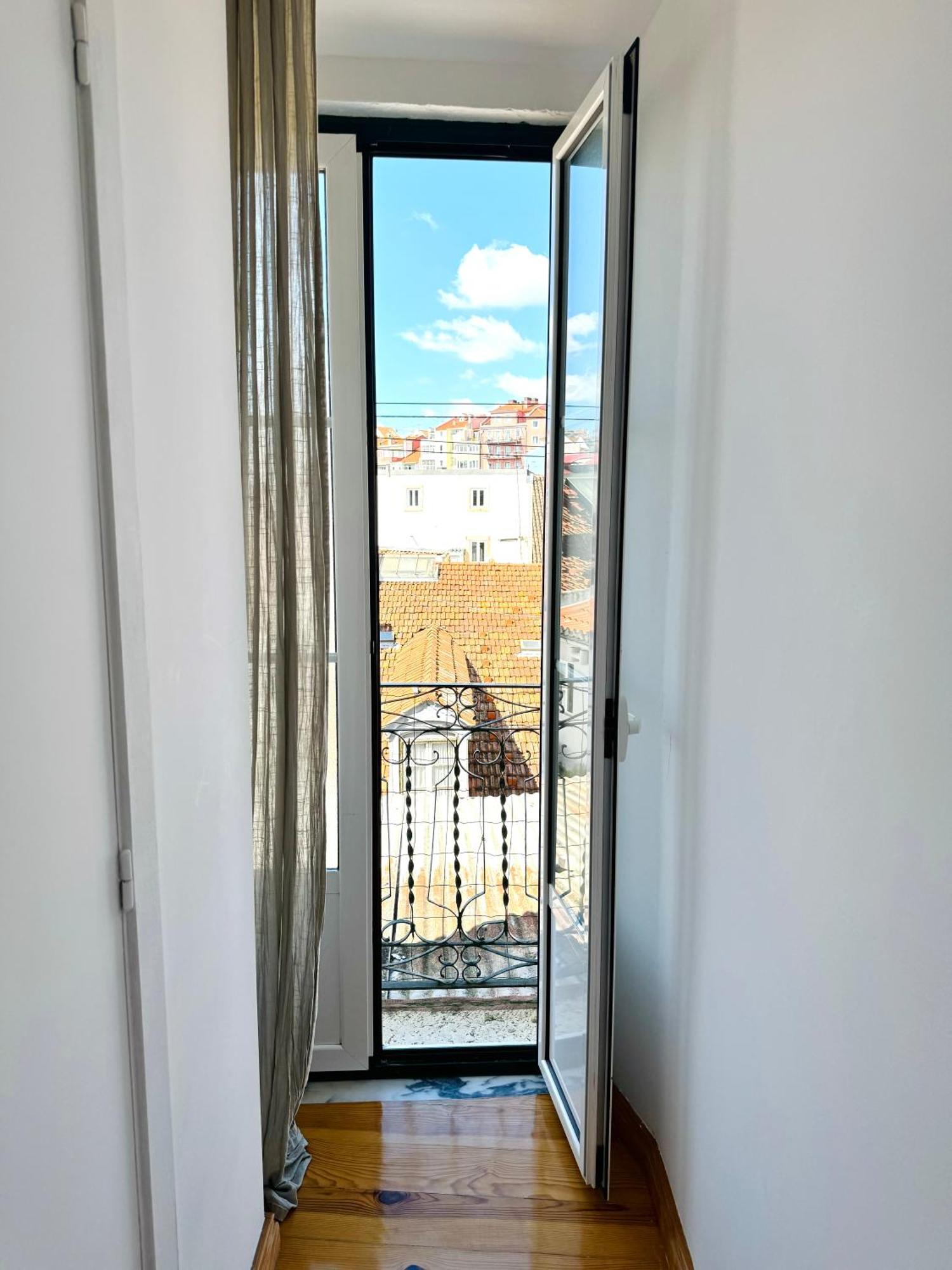Solmar House Apartment Lisbon Bagian luar foto