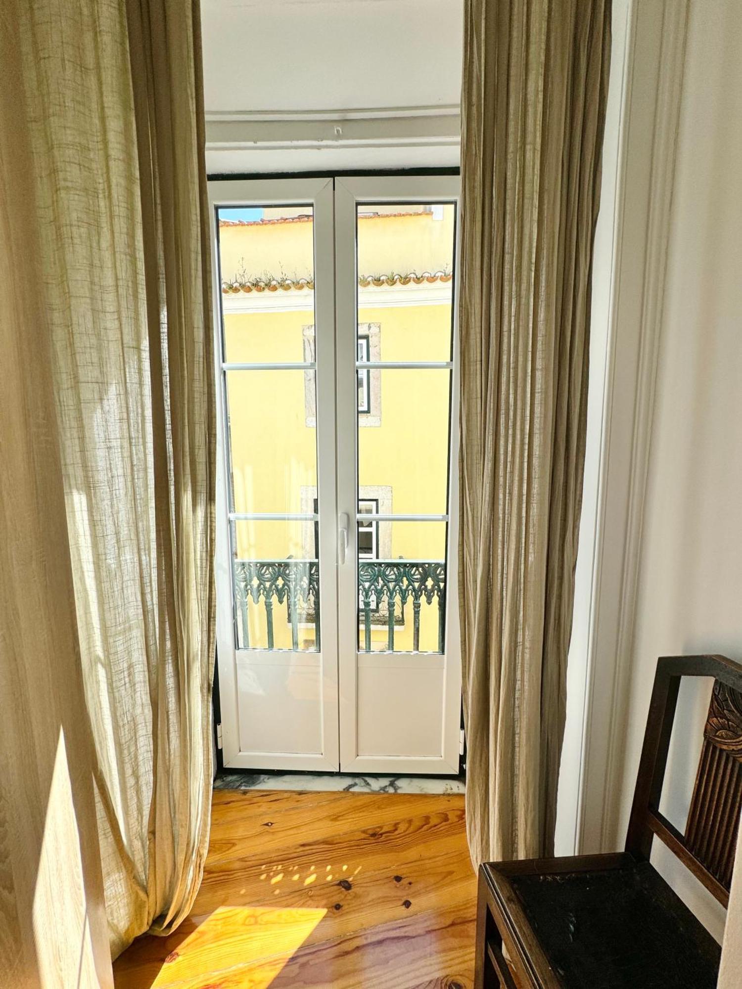Solmar House Apartment Lisbon Bagian luar foto