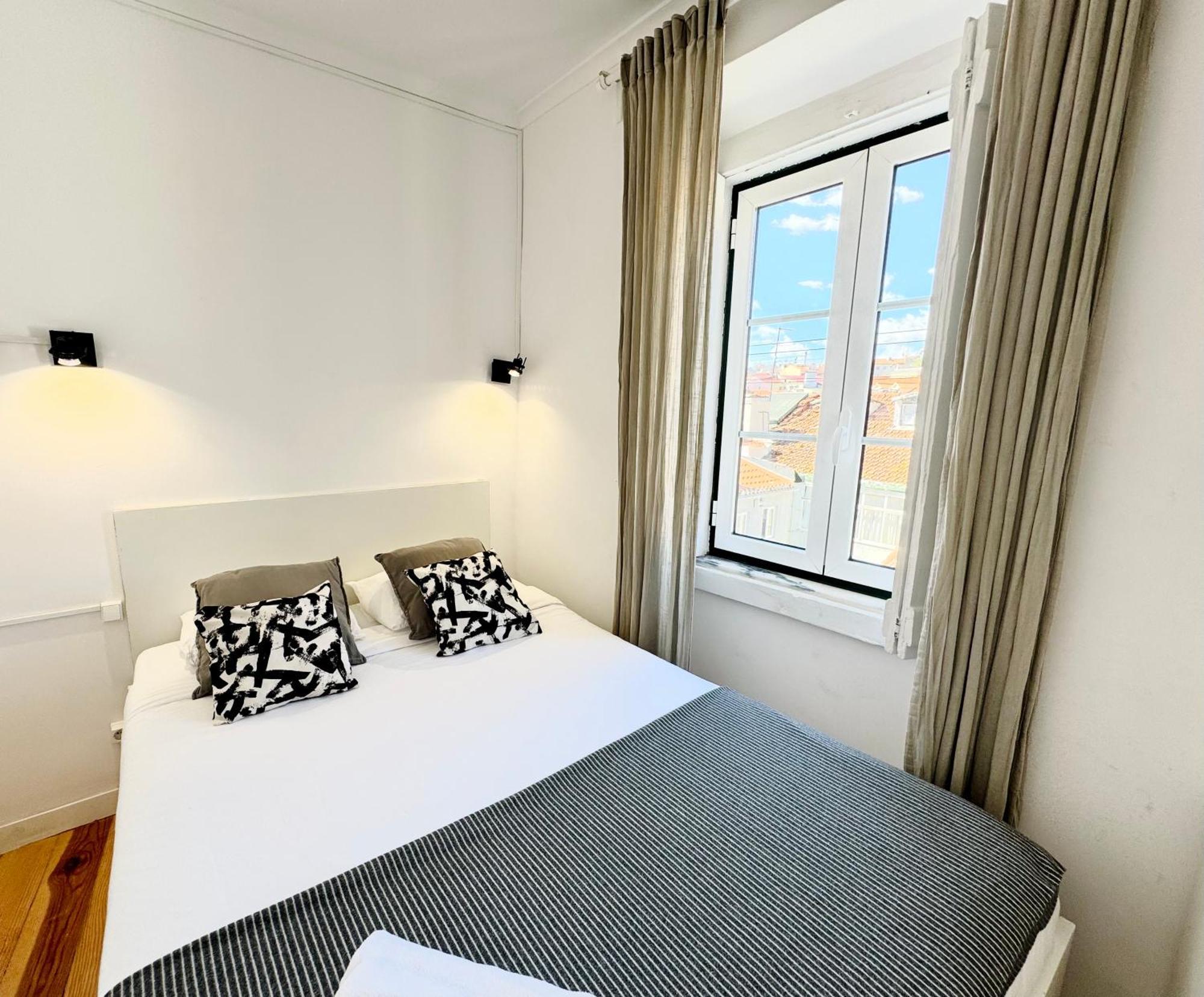 Solmar House Apartment Lisbon Bagian luar foto