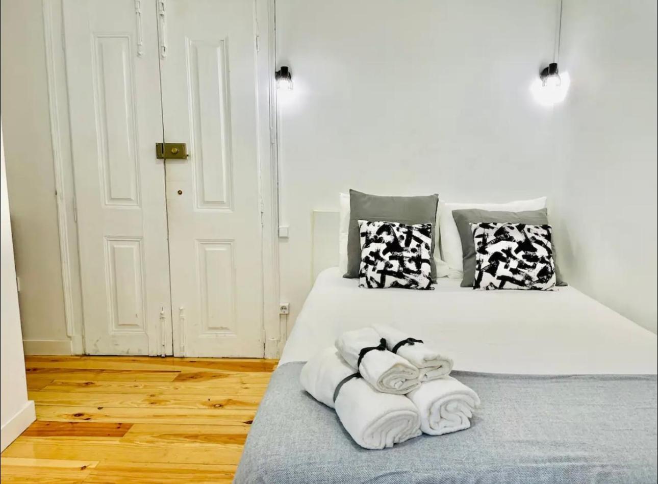 Solmar House Apartment Lisbon Bagian luar foto